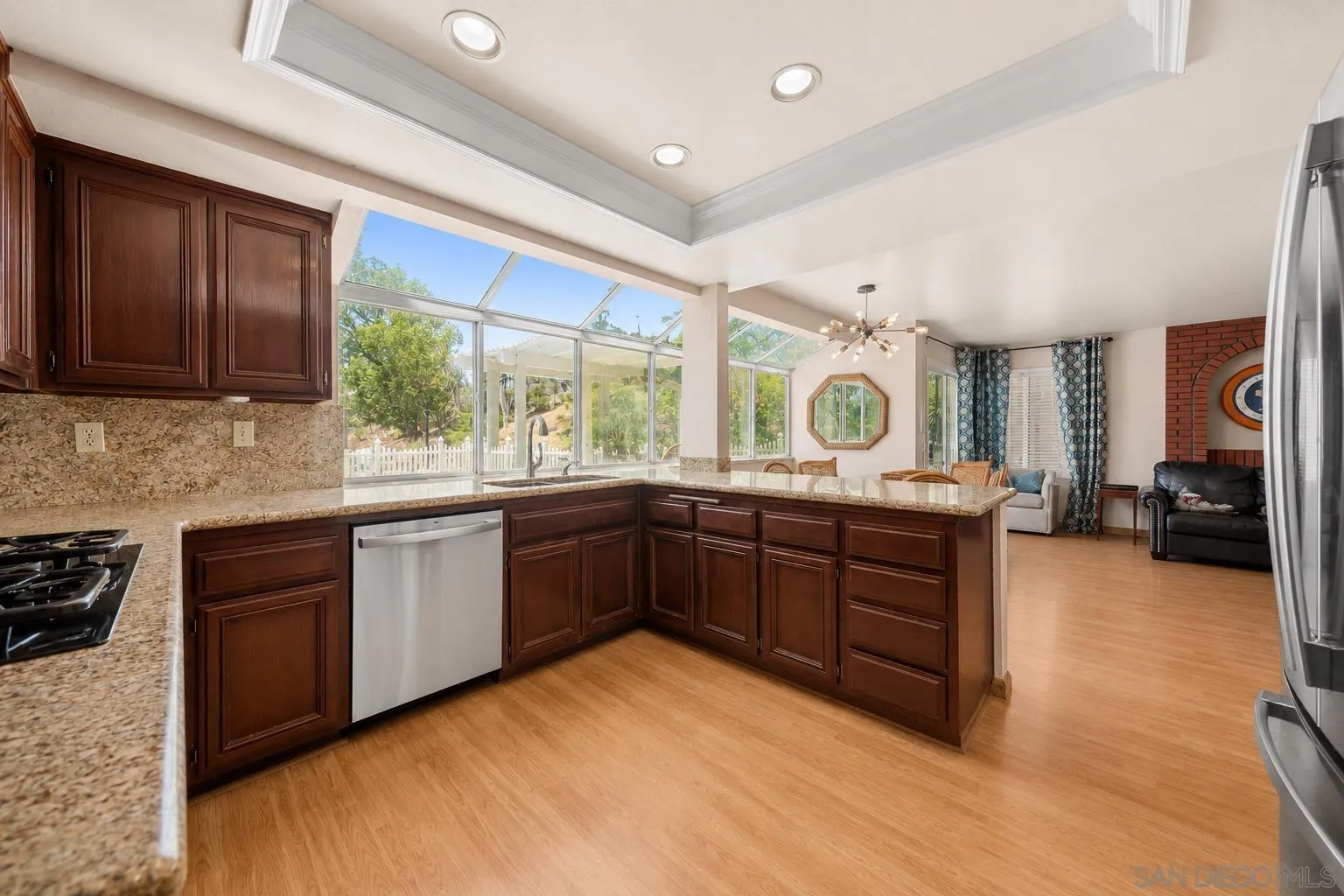 12280 Wildflower Lane Riverside, CA 92503 - Photo 4 of 21