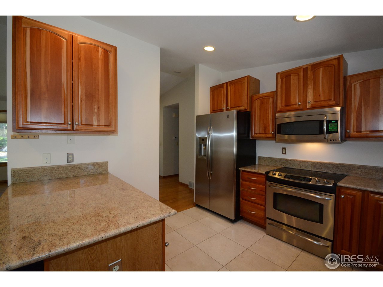 7135 Lookout Road Longmont, CO 80503 - Photo 7 of 24 kitchen