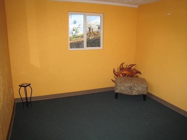 5421 Grandin Rd Extension Roanoke, VA 24018 - Photo 12 of 15 Bdrm #4 Sitting Room
