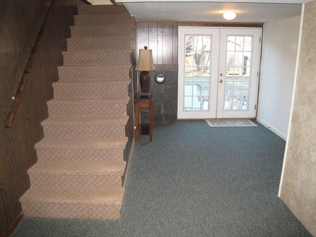 5421 Grandin Rd Extension Roanoke, VA 24018 - Photo 13 of 15 Lower Level Foyer