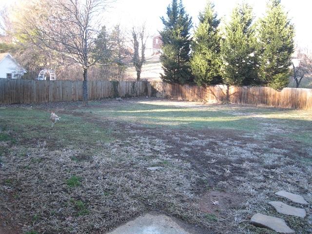 5421 Grandin Rd Extension Roanoke, VA 24018 - Photo 15 of 15 Fenced Yard