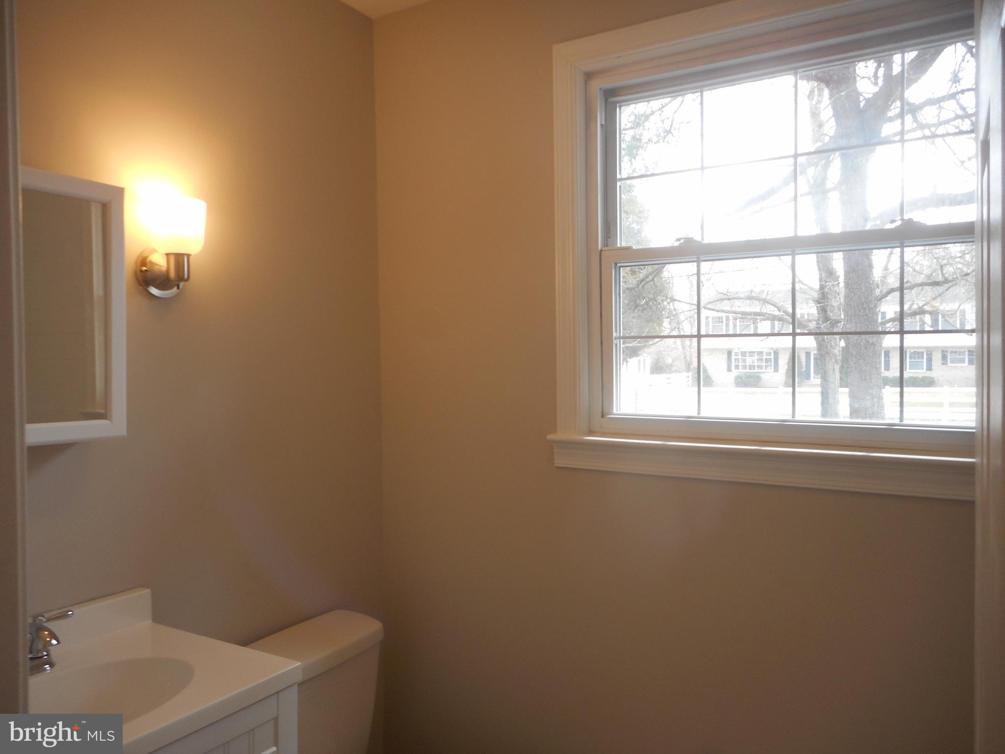6619 Horseshoe Road Clinton, MD 20735 - Photo 10 of 21 Full Bath Main Level