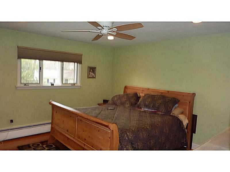 121 Glen Ridge Road Cranston, RI 02920 - Photo 13 of 20 Master Bedroom.