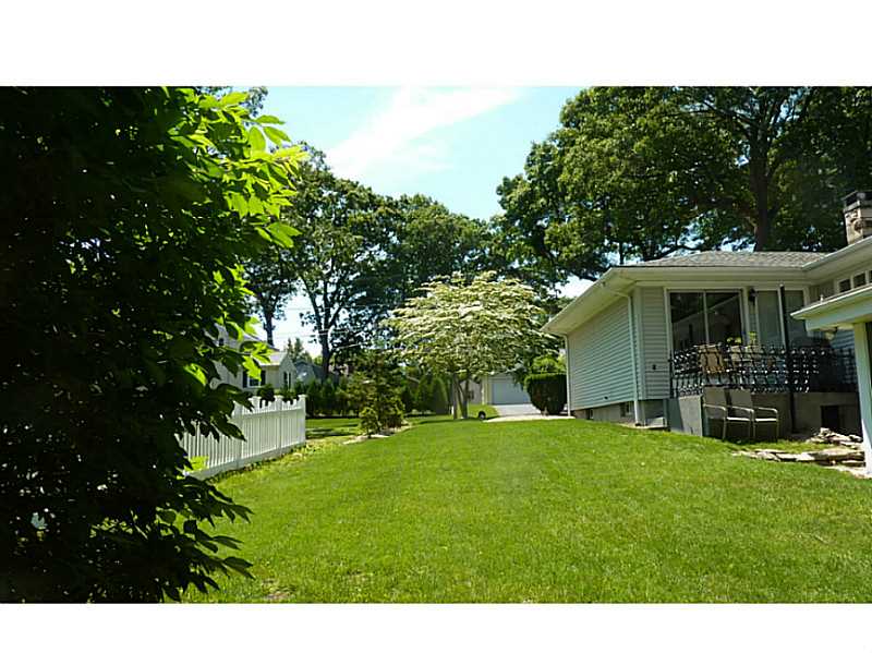 121 Glen Ridge Road Cranston, RI 02920 - Photo 20 of 20 Exterior Back.