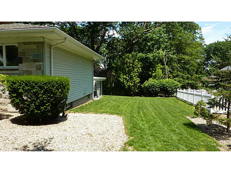 121 Glen Ridge Road Cranston, RI 02920 - Photo 5 of 20 Exterior Back.