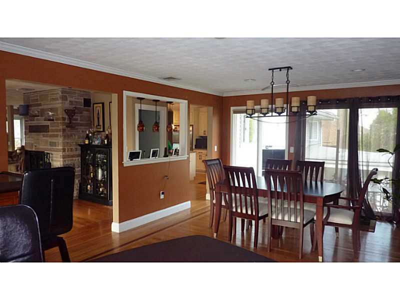 121 Glen Ridge Road Cranston, RI 02920 - Photo 8 of 20 Dining Room.