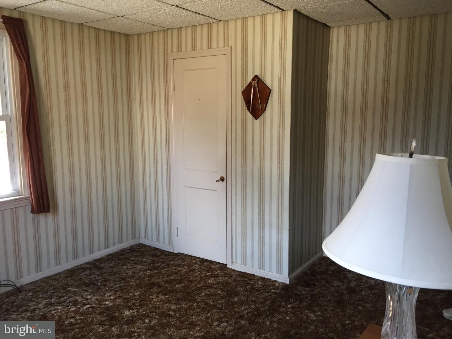 2141 Peters Road Reading, PA 19601 - Photo 14 of 15