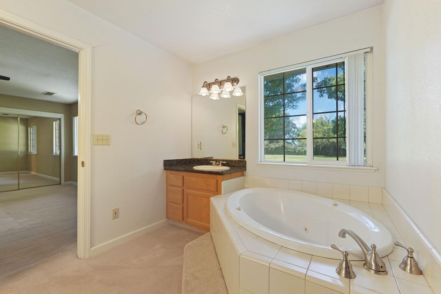11220 North Golfview Road Lodi, CA 95240 - Photo 29 of 73