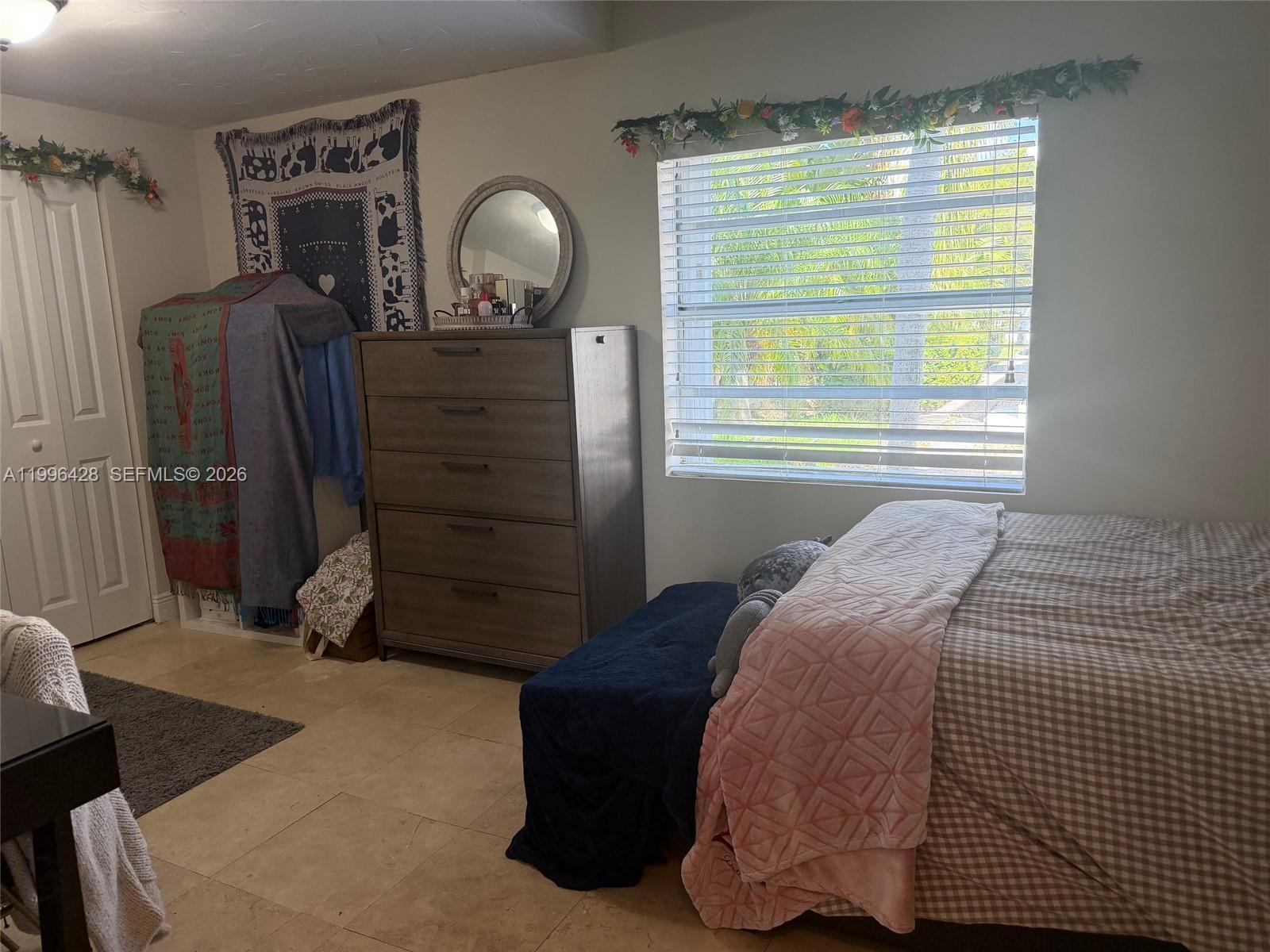 5116 Southwest 57th Avenue Miami, FL 33155 - Photo 14 of 17