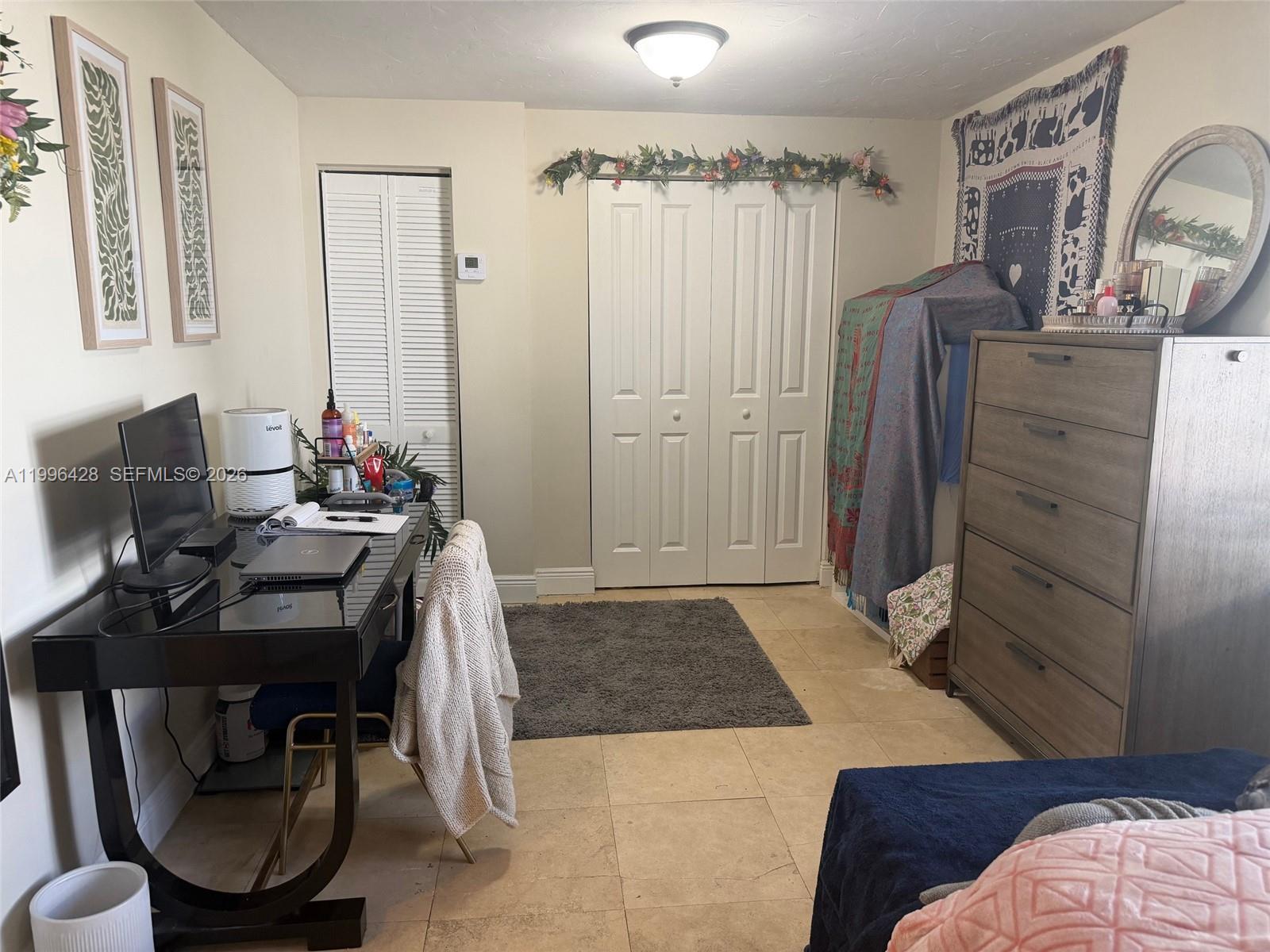 5116 Southwest 57th Avenue Miami, FL 33155 - Photo 15 of 17