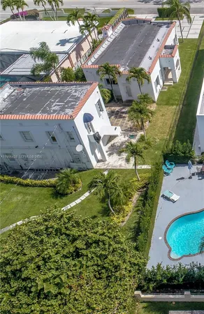 $2,900 | 5116 Southwest 57th Avenue, Miami, FL 33155