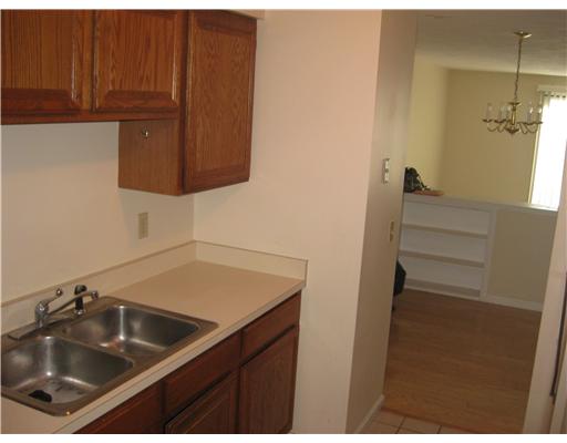161 West Shore Road, Unit A6 Warwick, RI 02889 - Photo 5 of 12 Kitchen.