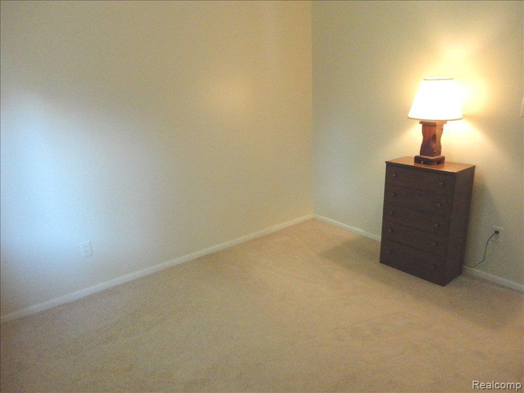1157 Beta Road Walled Lake, MI 48390 - Photo 22 of 24 3rd bedroom