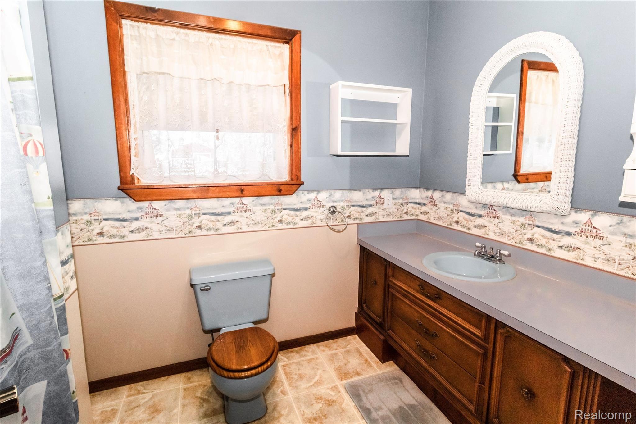 4826 Sutton Road Dryden, MI 48428 - Photo 23 of 95 Full Bath 2.jpg