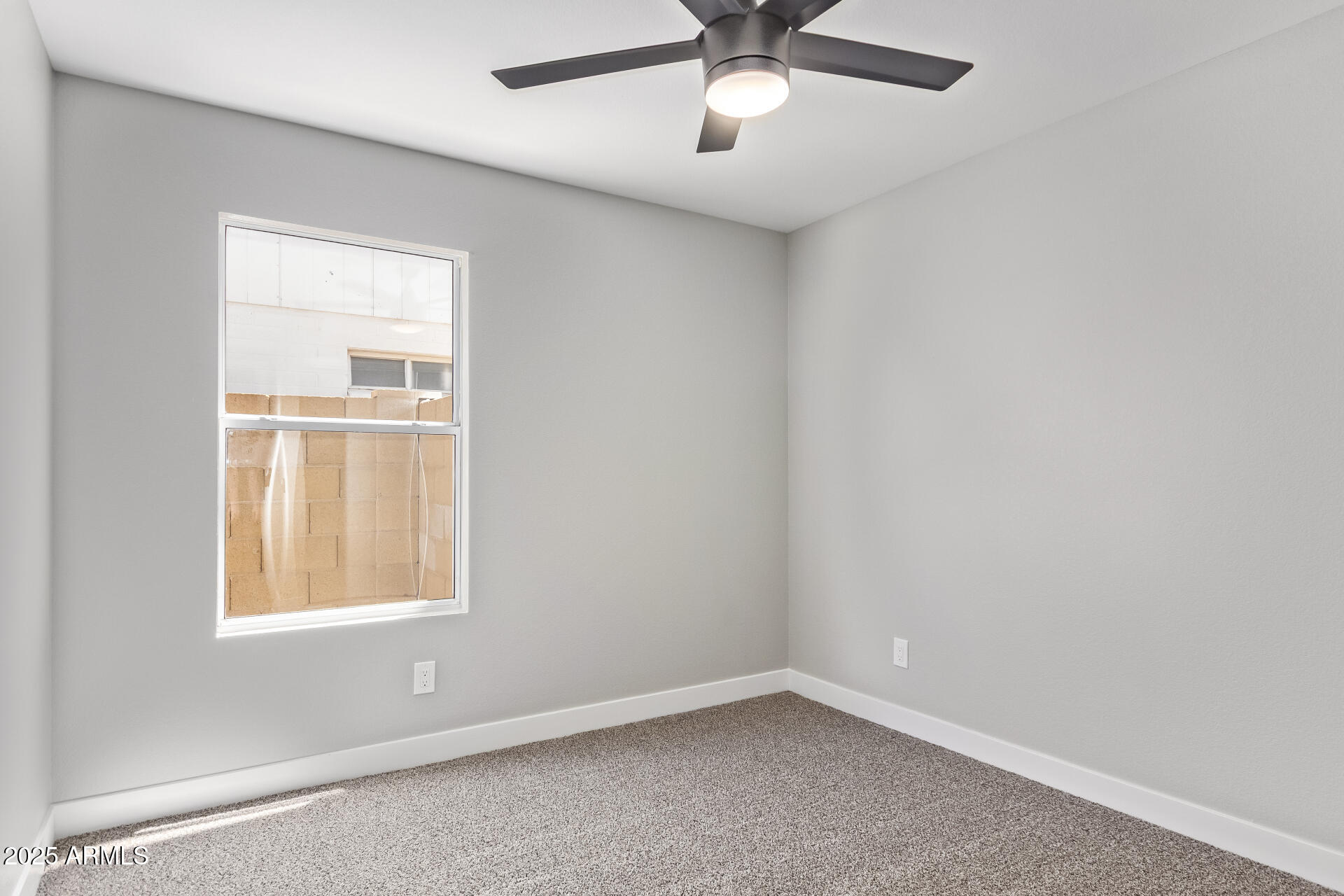 1408 East Carson Road Phoenix, AZ 85042 - Photo 24 of 31 27 - Carson