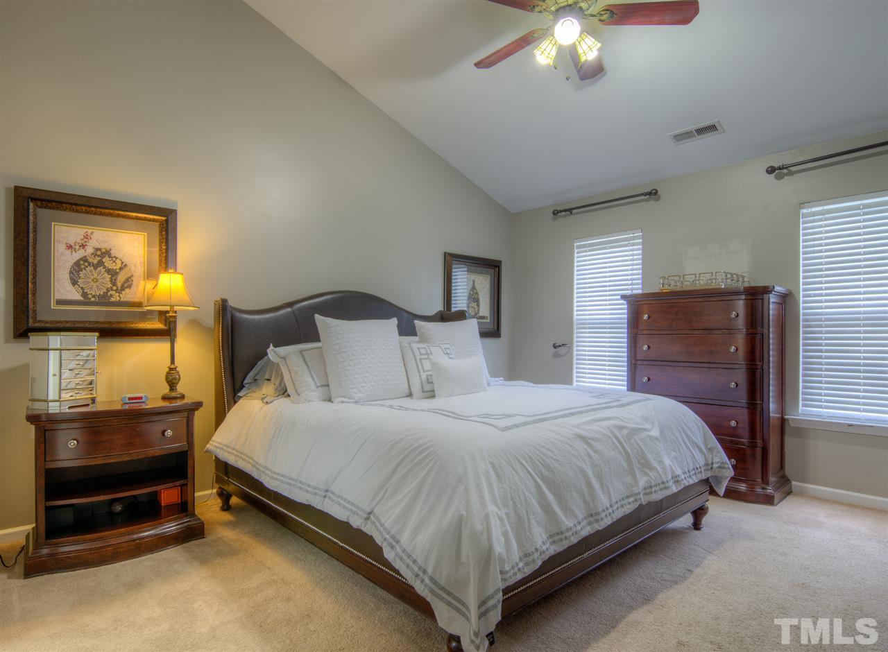 3328 Forest Mill Circle Raleigh, NC 27616 - Photo 16 of 25