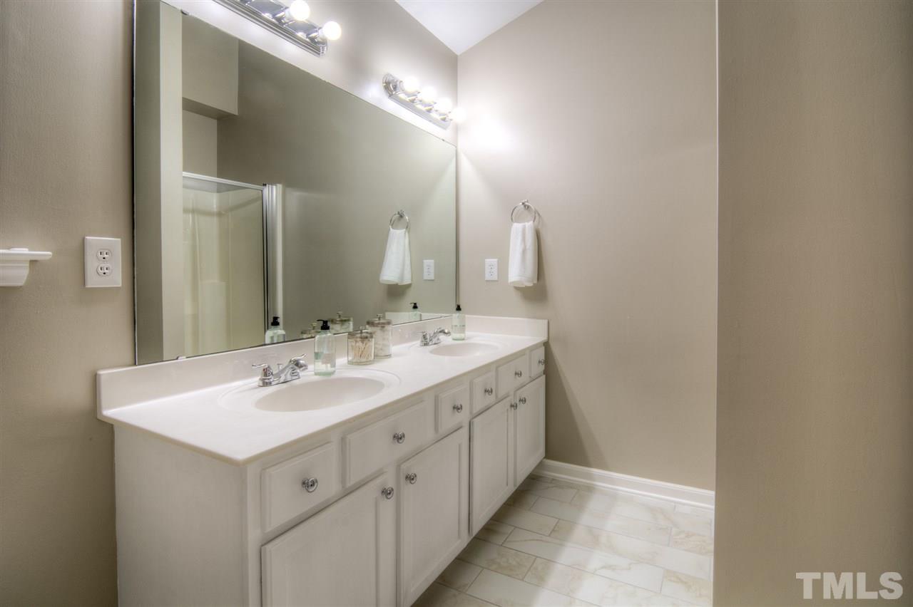 3328 Forest Mill Circle Raleigh, NC 27616 - Photo 17 of 25