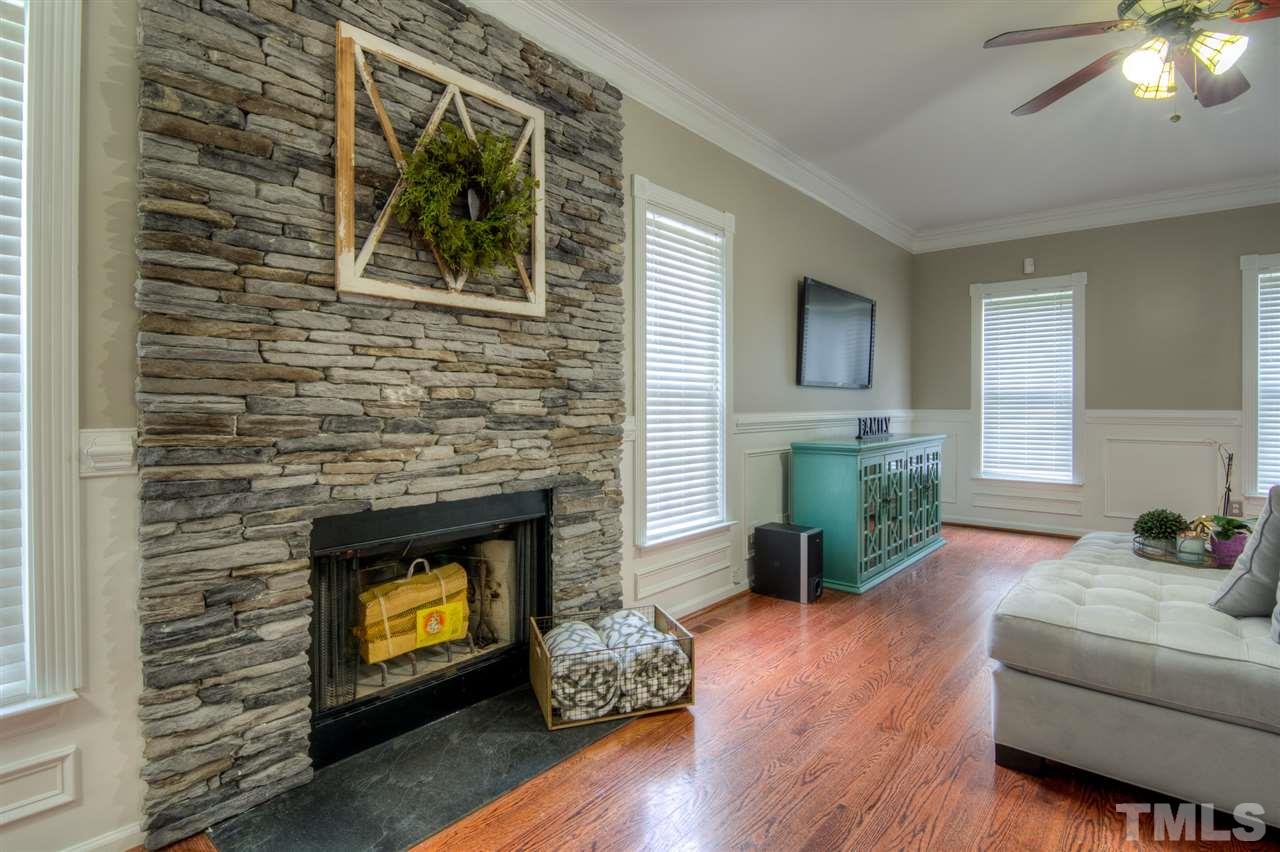 3328 Forest Mill Circle Raleigh, NC 27616 - Photo 4 of 25