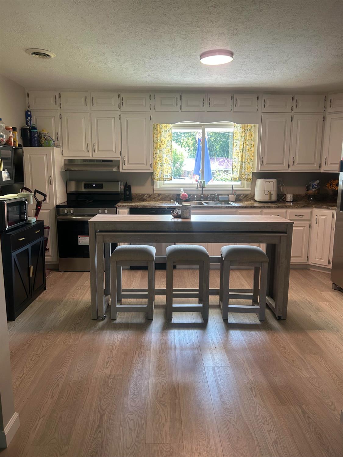 2246 Flint Road Madison, IN 47250 - Photo 6 of 15 open kitchen