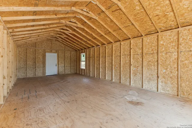 a view of a room with an empty space