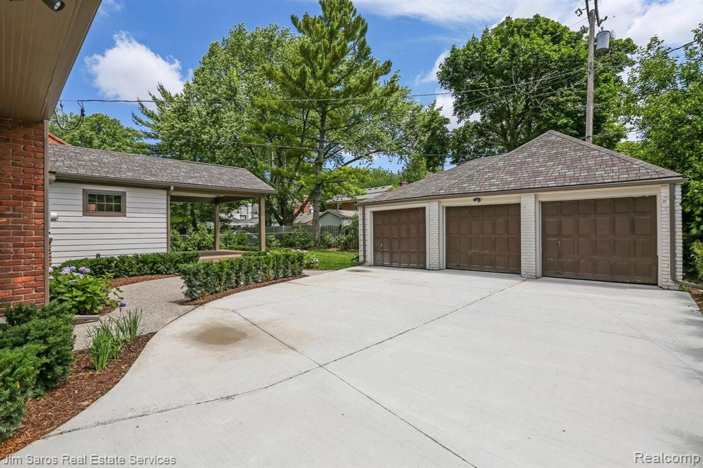 748 Pemberton Road Grosse Pointe Park, MI 48230 - Photo 29 of 37