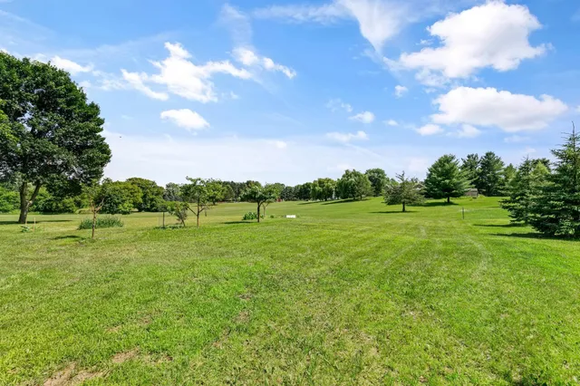 $395,000 | 14124 192nd Avenue Northwest, Elk River, MN 55330