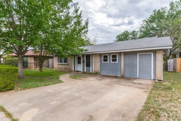 $415,000 | 5111 Meadow Creek Drive, Austin, TX 78745