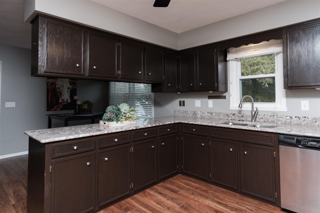 7963 Thistle Ridge Road Roscoe, IL 61073 - Photo 8 of 25 Gallery Image 8