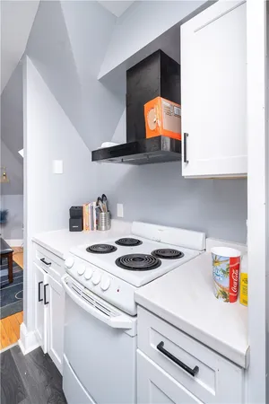 $199,000 | 182 Adelaide Avenue, Unit 7, Providence, RI 02907