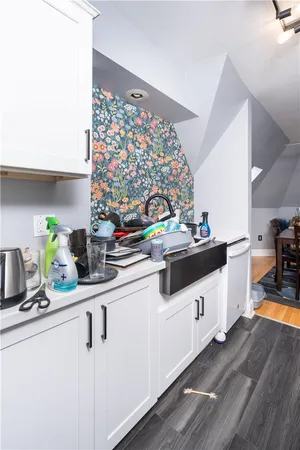 $199,000 | 182 Adelaide Avenue, Unit 7, Providence, RI 02907