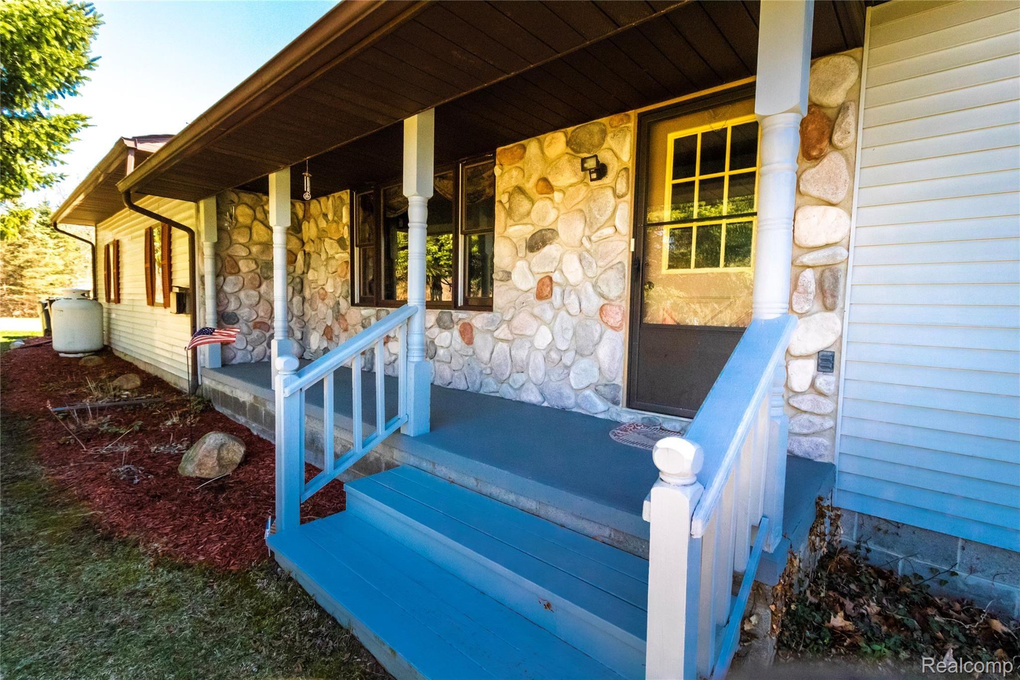4826 Sutton Road Dryden, MI 48428 - Photo 8 of 95 Welcome Home.jpg