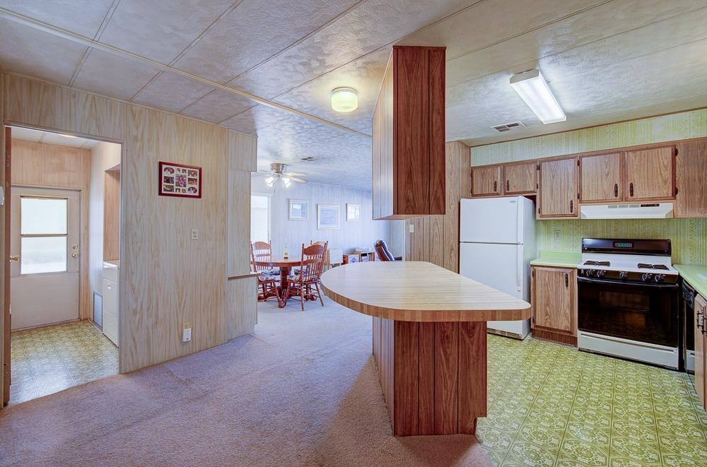 1500 Villa Avenue, Unit 6 Clovis, CA 93612 - Photo 17 of 30