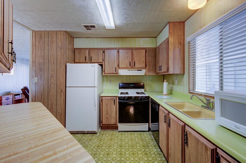 1500 Villa Avenue, Unit 6 Clovis, CA 93612 - Photo 18 of 30