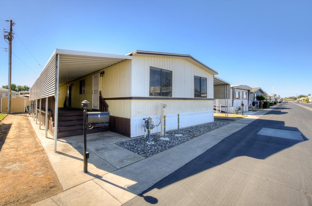 1500 Villa Avenue, Unit 6 Clovis, CA 93612 - Photo 2 of 30