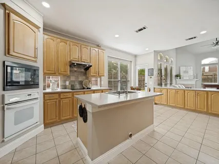 $630,000 | 11340 Las Polamas Drive, Frisco, TX 75033