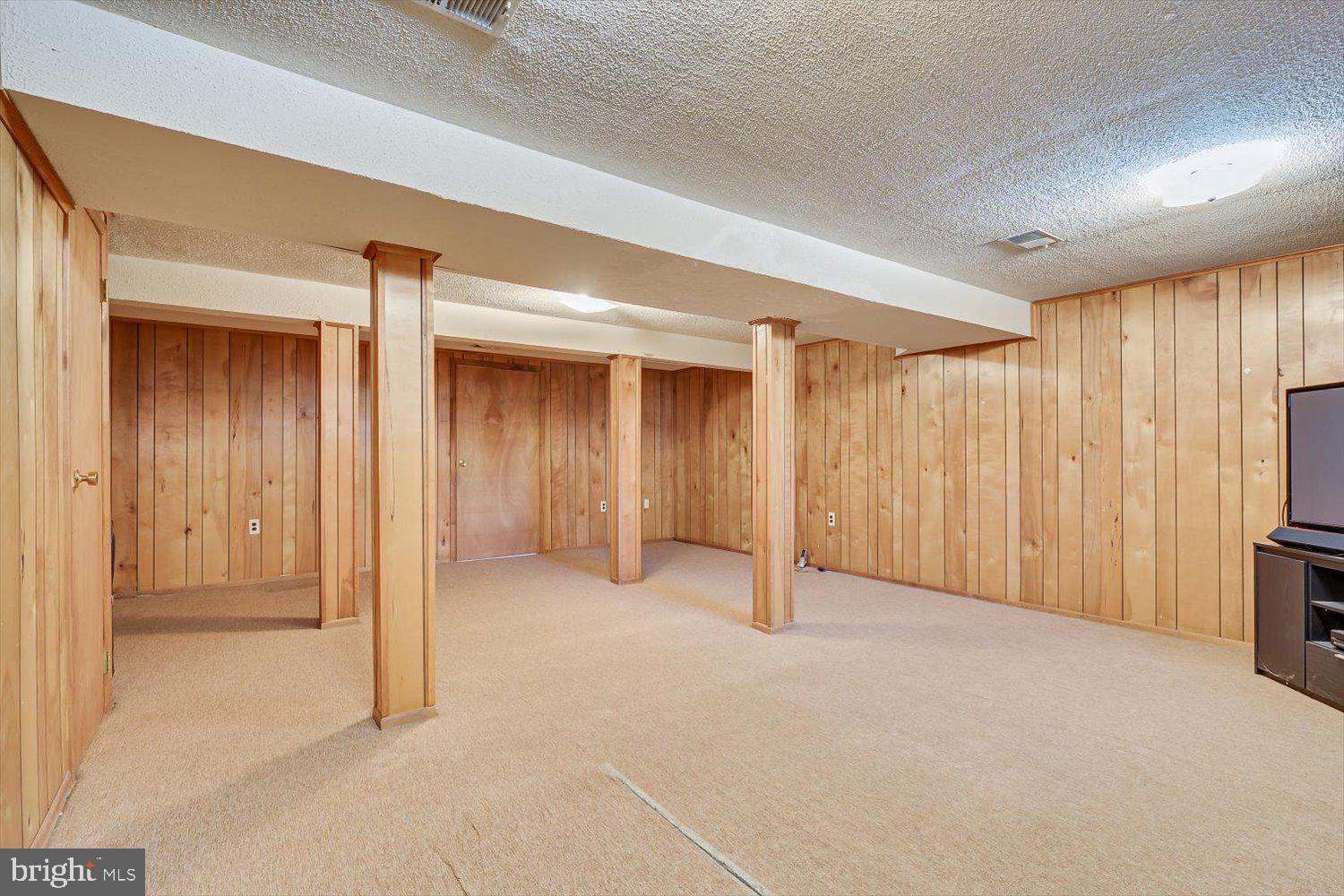 806 Robin Road Hillsborough, NJ 08844 - Photo 25 of 37 a view of an empty room