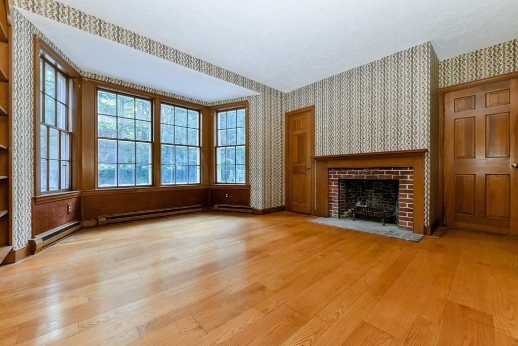 39 Myopia Road Winchester, MA 01890 - Photo 12 of 34