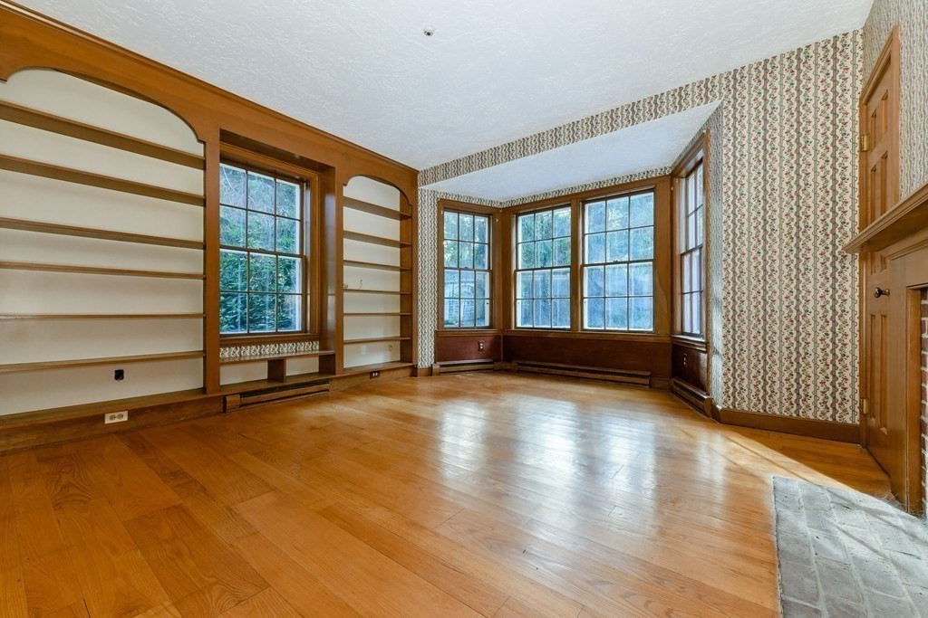 39 Myopia Road Winchester, MA 01890 - Photo 13 of 34