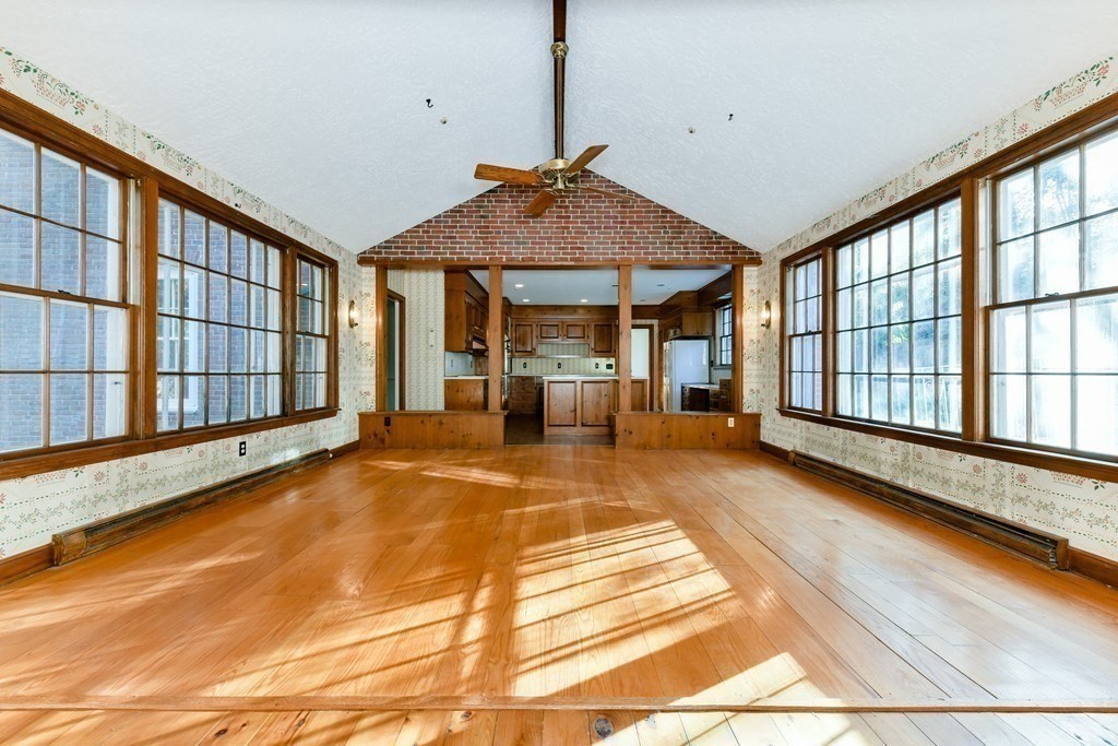 39 Myopia Road Winchester, MA 01890 - Photo 18 of 34