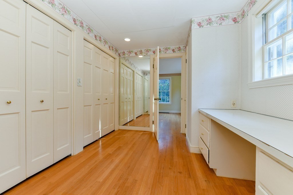 39 Myopia Road Winchester, MA 01890 - Photo 22 of 34