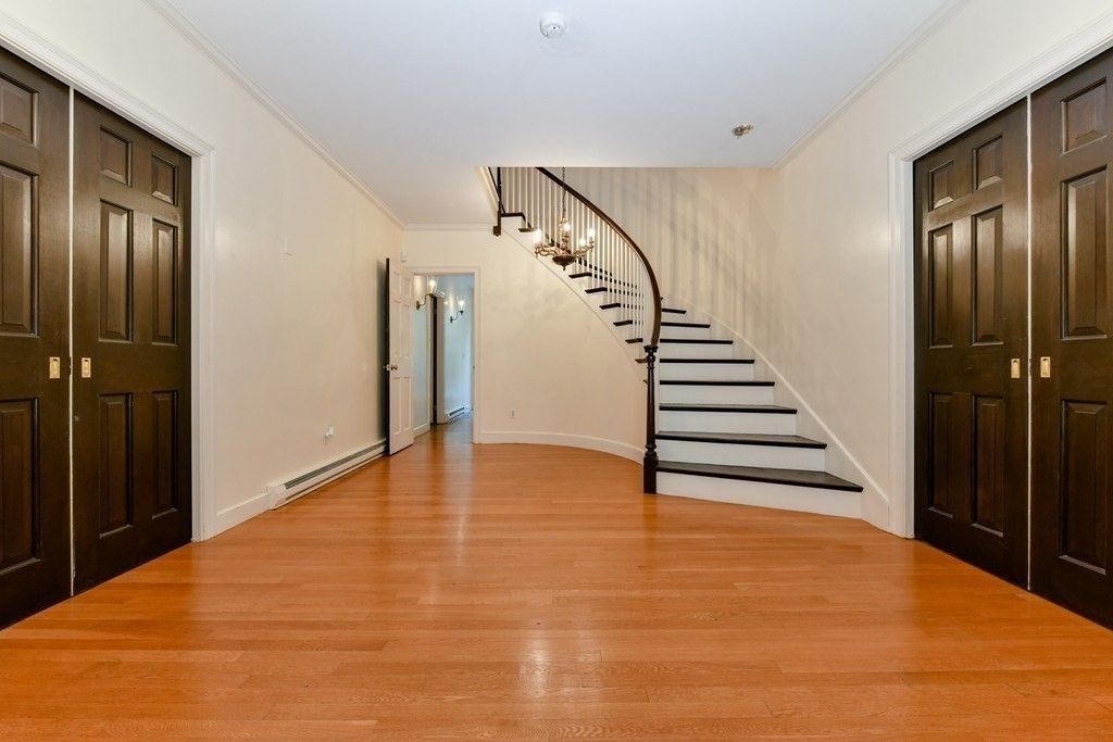 39 Myopia Road Winchester, MA 01890 - Photo 8 of 34