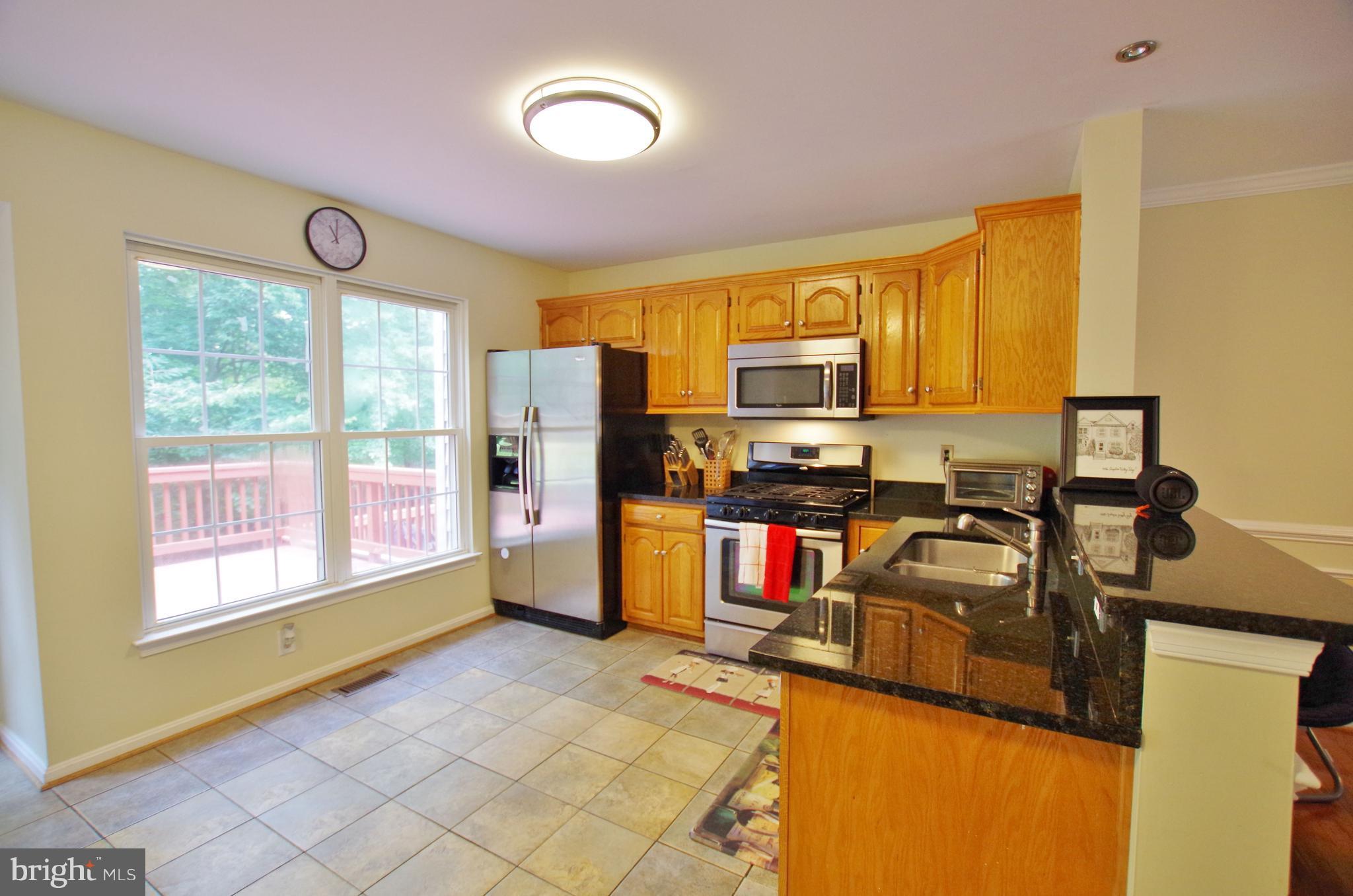 14156 Compton Valley Way Centreville, VA 20121 - Photo 6 of 23 Kitchen