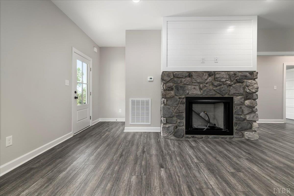 9866 Leesville Road Evington, VA 24550 - Photo 8 of 34 Gallery Image 8