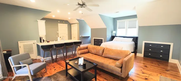 $1,485 | 1 Bennett Point Drive, Unit A, Beaufort, SC 29907