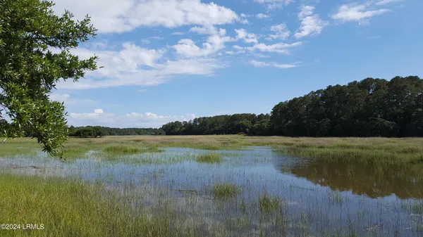 $1,485 | 1 Bennett Point Drive, Unit A, Beaufort, SC 29907