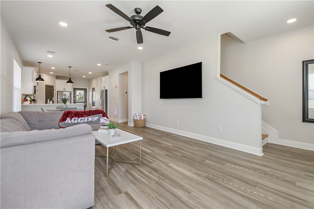 11071 Breedlove Road College Station, TX 77840 - Photo 3 of 18