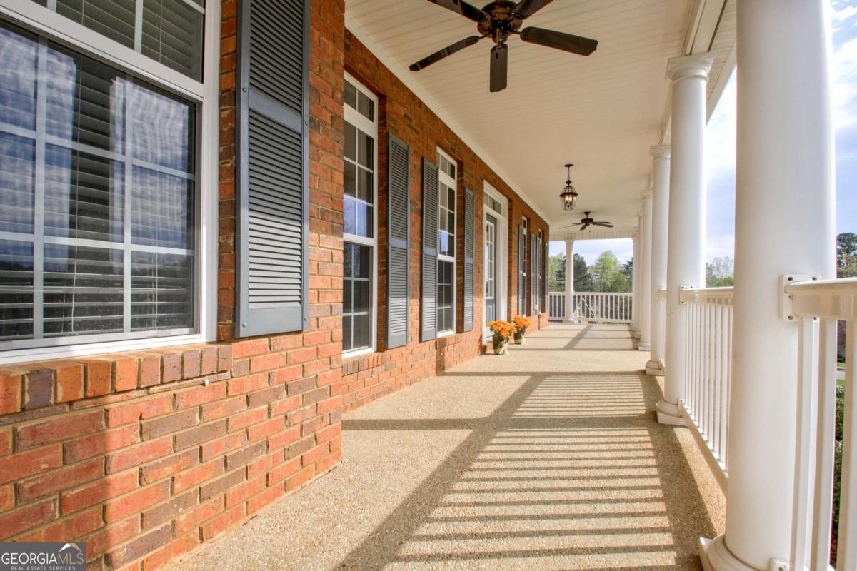 50 Peninsula Circle Newnan, GA 30263 - Photo 8 of 32