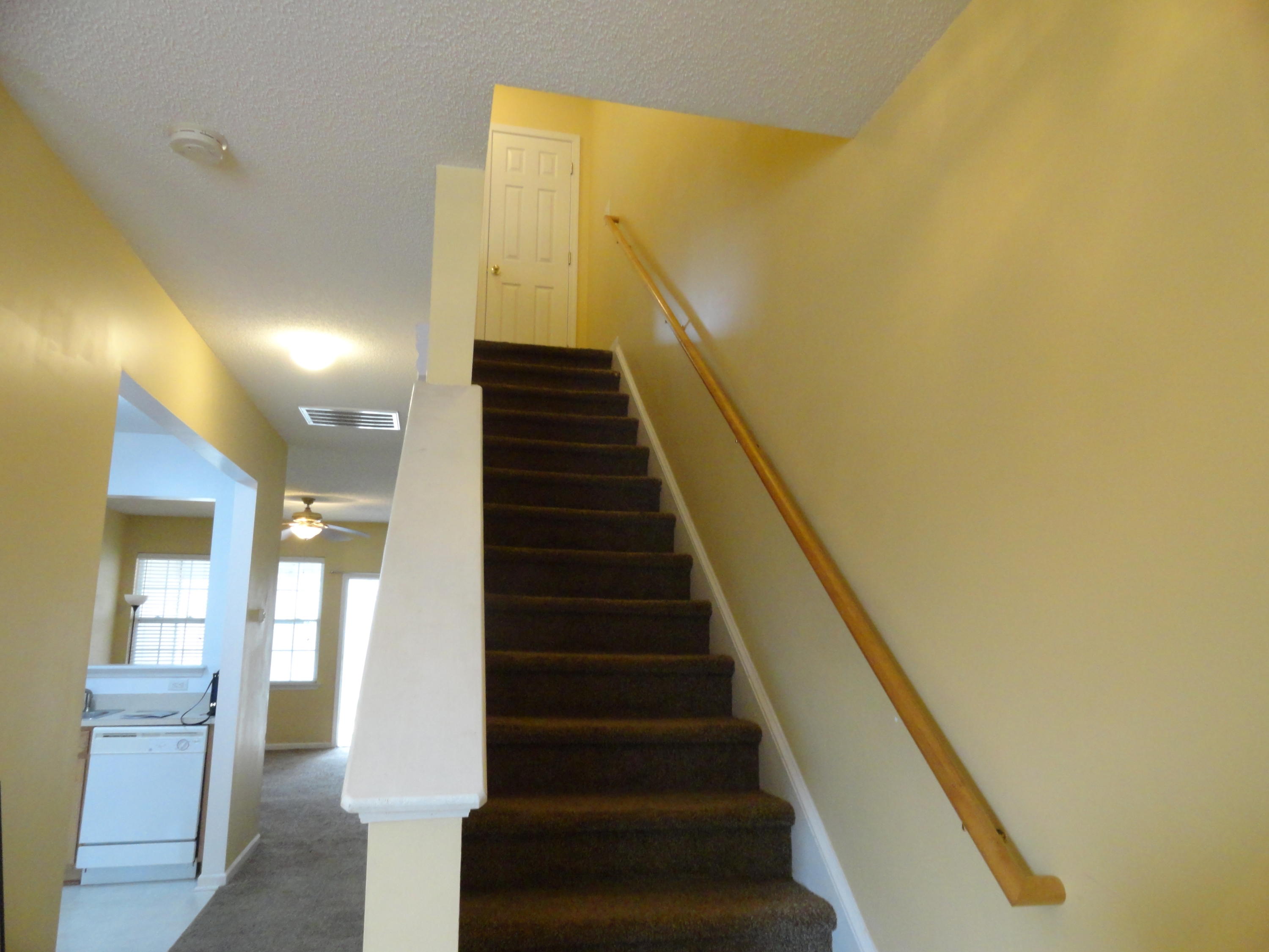 271 Brookshire Road Goose Creek, SC 29445 - Photo 4 of 10 DSC04307
