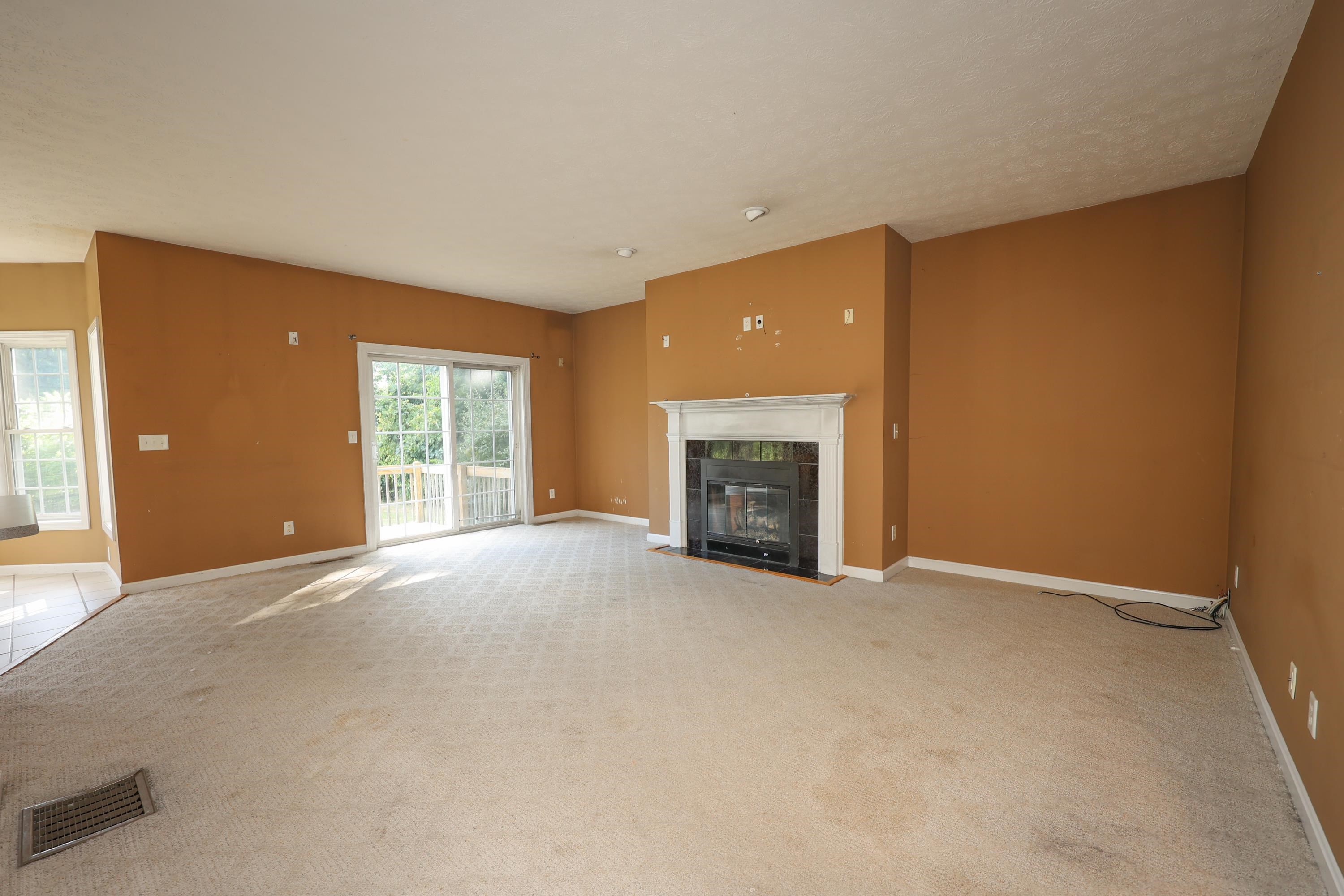 8 Tumble Road Bedford, NH 03110 - Photo 13 of 39