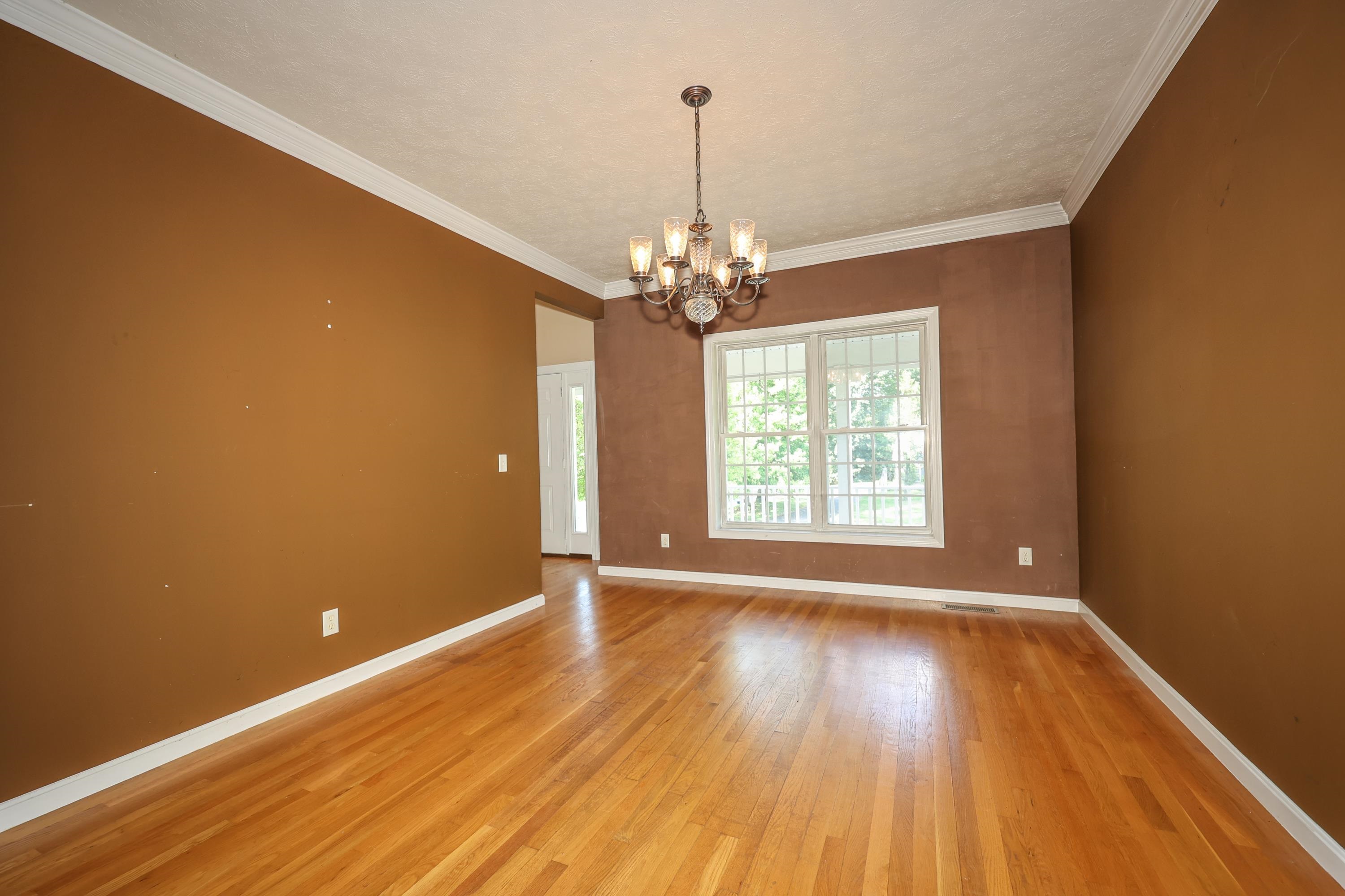 8 Tumble Road Bedford, NH 03110 - Photo 14 of 39